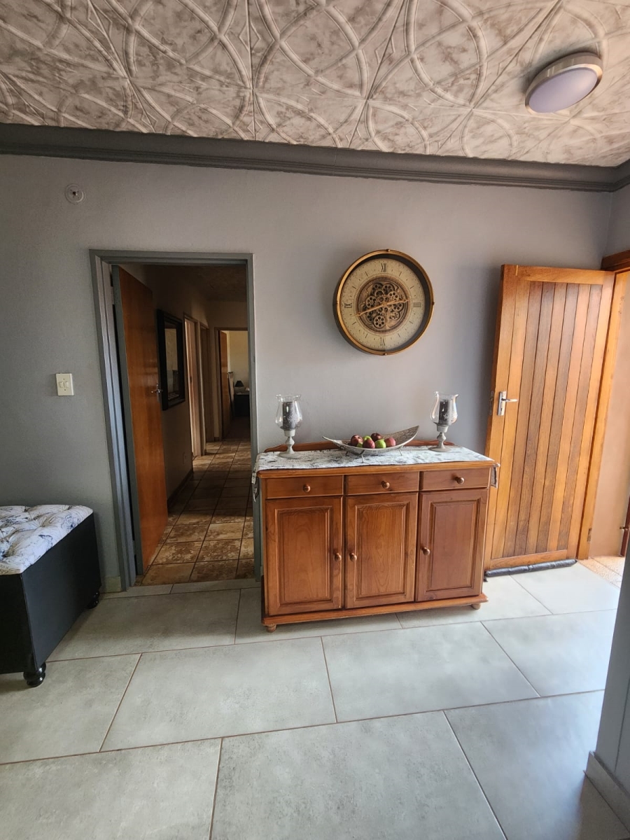 3 Bedroom Property for Sale in Kathu Northern Cape